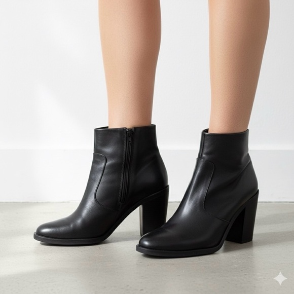 Gianni Bini Shoes - Gianni Bini Black Leather Block Heel Booties